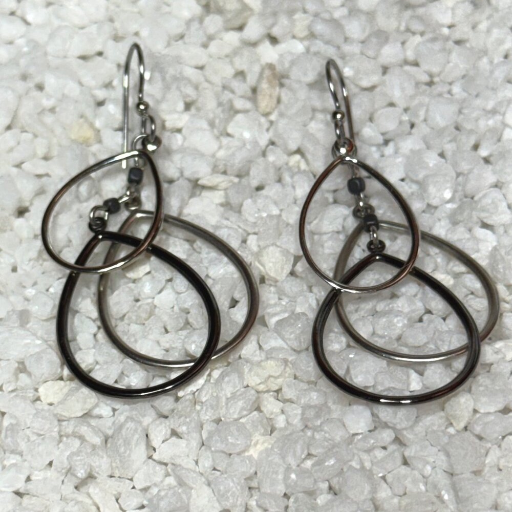 Triple Cutout Teardrop Layers Dangle Earrings Silver